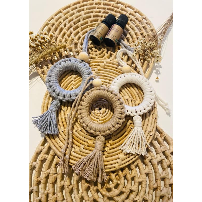 Difusor Pingente em Macramê e Madeira  - Aromaterapia Ambientes e Portas - Decoração
