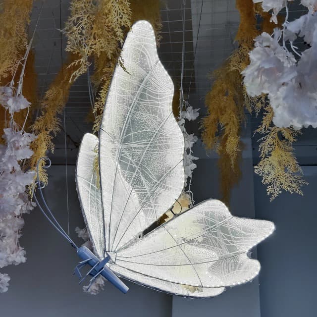 Borboleta De Led  Decoração Festa -Arvore de Natal- Pendurar -Loja-Ambiente Butterfly   60x50cm Luz( Branco Frio) 220V