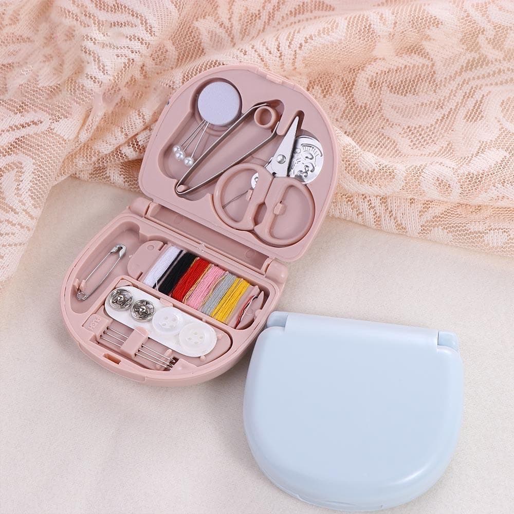 Kit Costura Completo Mini Multiuso Universal: Emergência de Costurar, Ideal para Viagem, 7x6cm