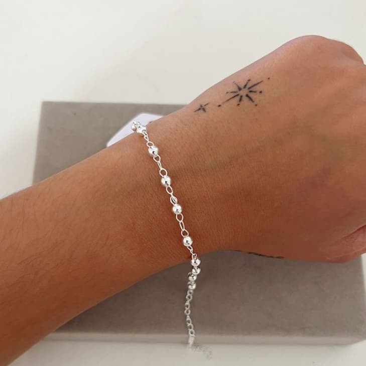 Pulseira Bolinhas prata banhada 18cm feminina