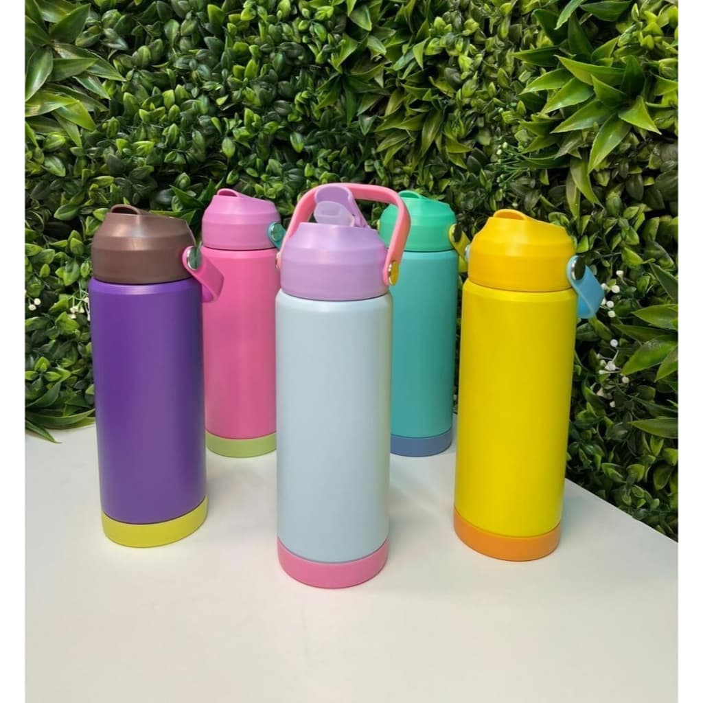 Garrafa com Bico de Silicone, Vedação Segura e Alça – 500ml e 1000ml de Pura Praticidade