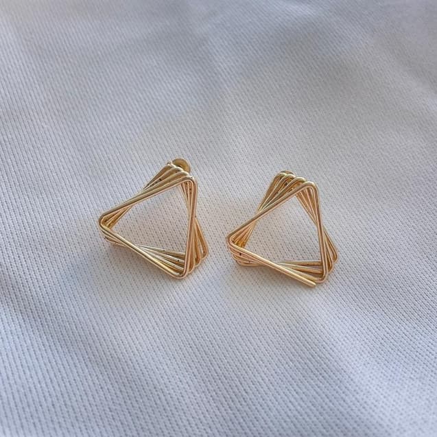 Brinco Triângulo Espiral Dourado e Prata