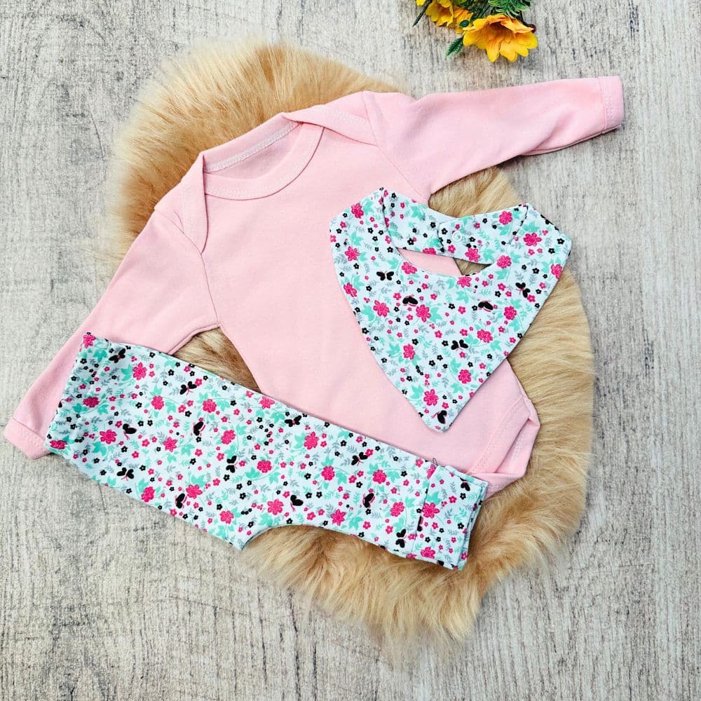 Conjunto Roupa Moda Bebê Menina Roupinha infantil Luxo Conjuntinho Feminino calça e body e babador