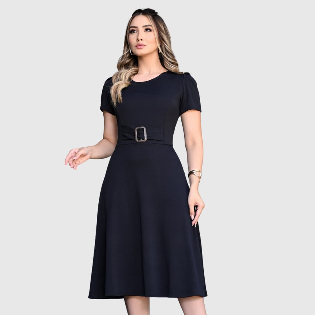 Vestido Midi Soltinho Godê Com Gola Redonda E Manga Curta