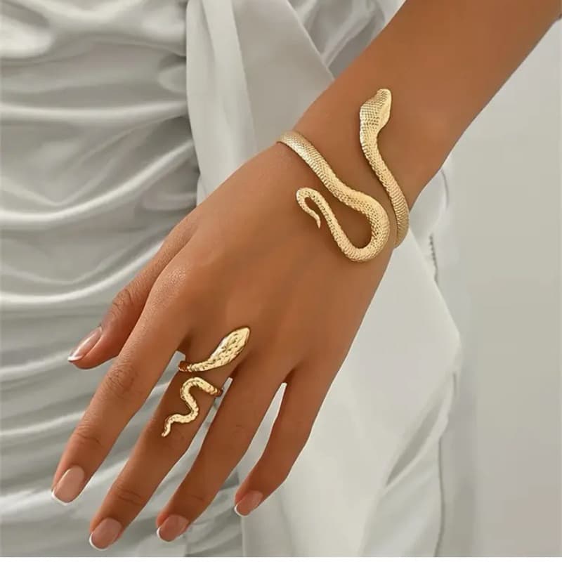 Kit Conjunto Cobra Bracelete e Anel Dourado Ajustável. Acessório Serpente Estilo Punk Gótico Moderno. Joias de luxo