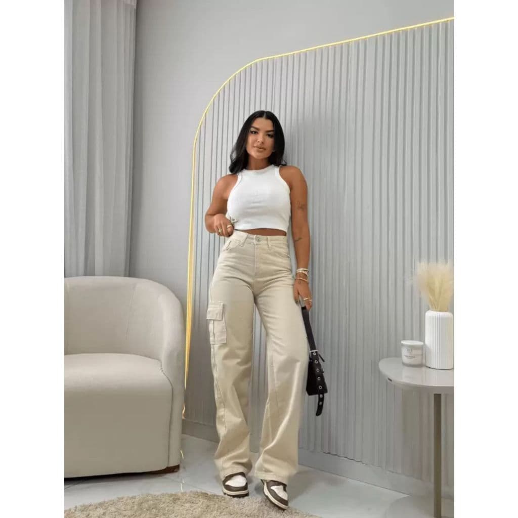 calça jeans cargo bege feminina empina bumbum super tendencia alta qualidade cintura alta cargo moderna