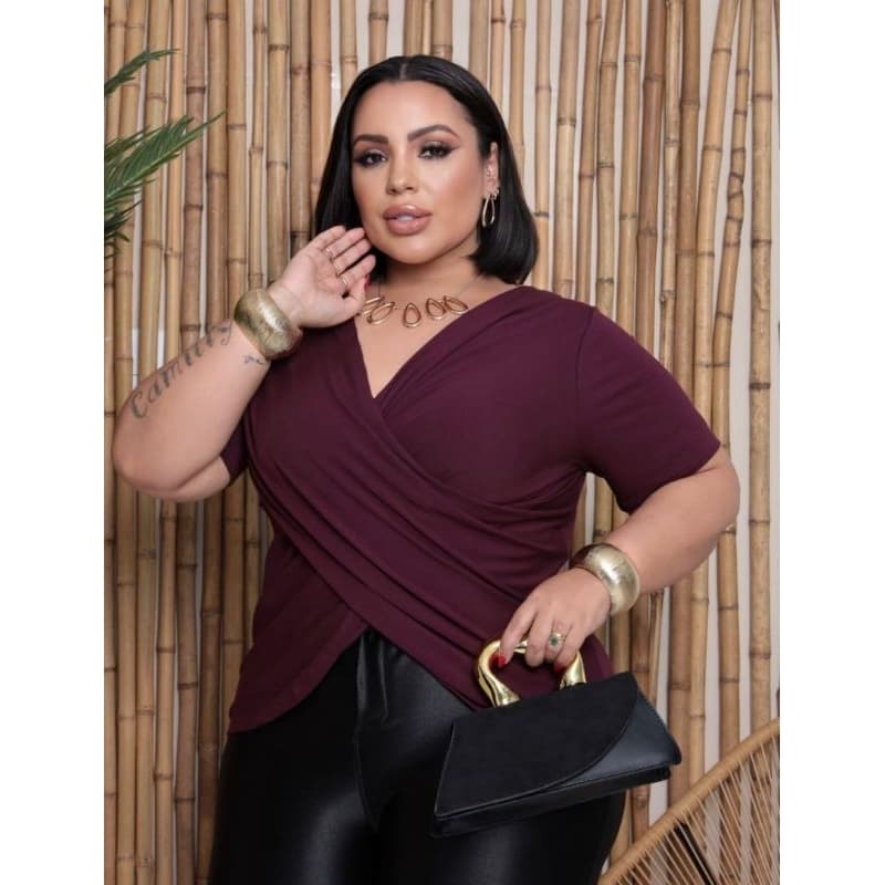 blusinha transpassada em viscolicra plus size