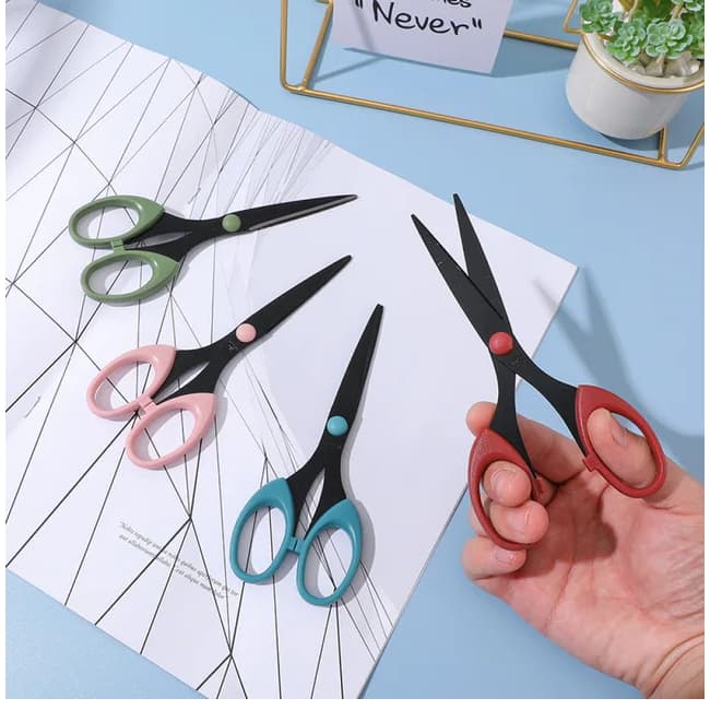 Tesoura Multiuso Metal Revestido Em Teflon 13cm