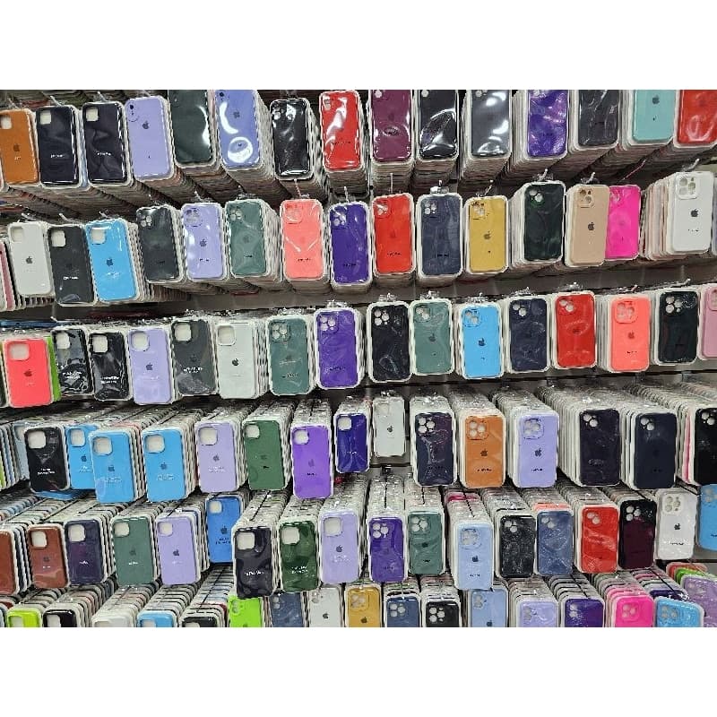 Capa Case Silicone Capinha Aveludada Premium Iphone 11 / 12 / 13 / 14 / 15 / 16