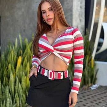 Conjunto Feminino Shorts Saia + Cropped com Bojo + Cinto | Moda Gringa Premium