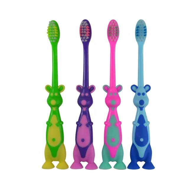 Escova de Dente Macia Infantil Com Ventosa e Capa Protetora  - Kit 3X 6X Unidades