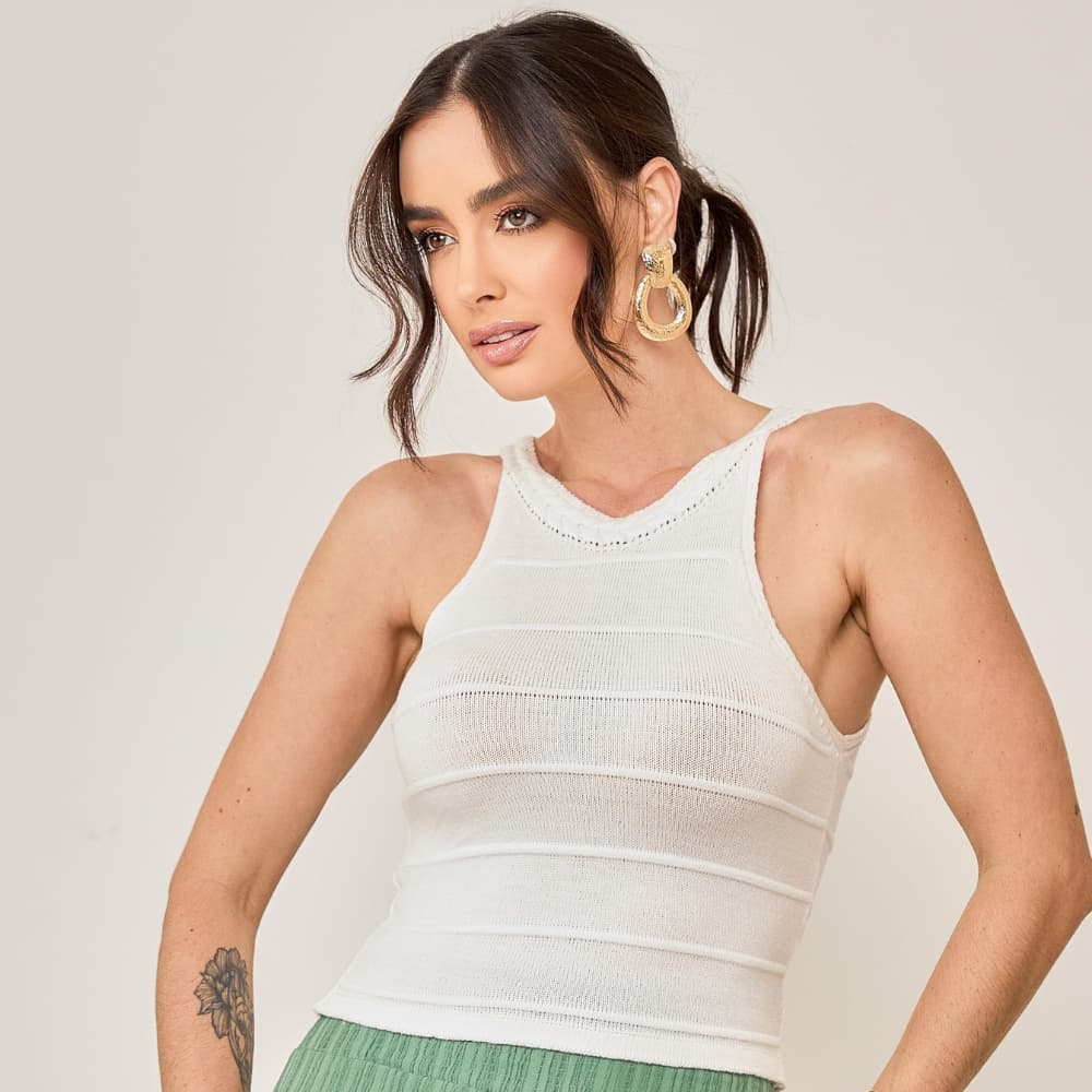 Blusa Regata Feminina Tricô Modal com Correntinha Gola Alta Ajustada Elegante