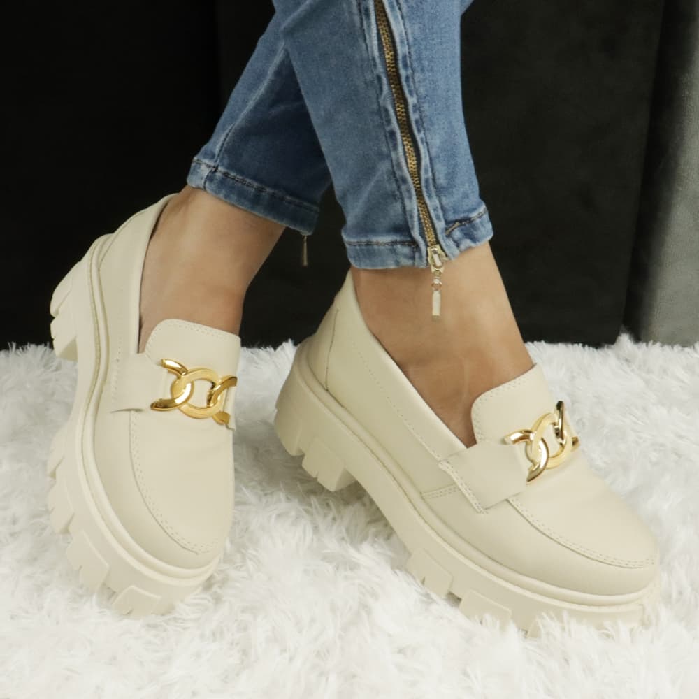 Mocassim Tratorado Feminino Com Metal