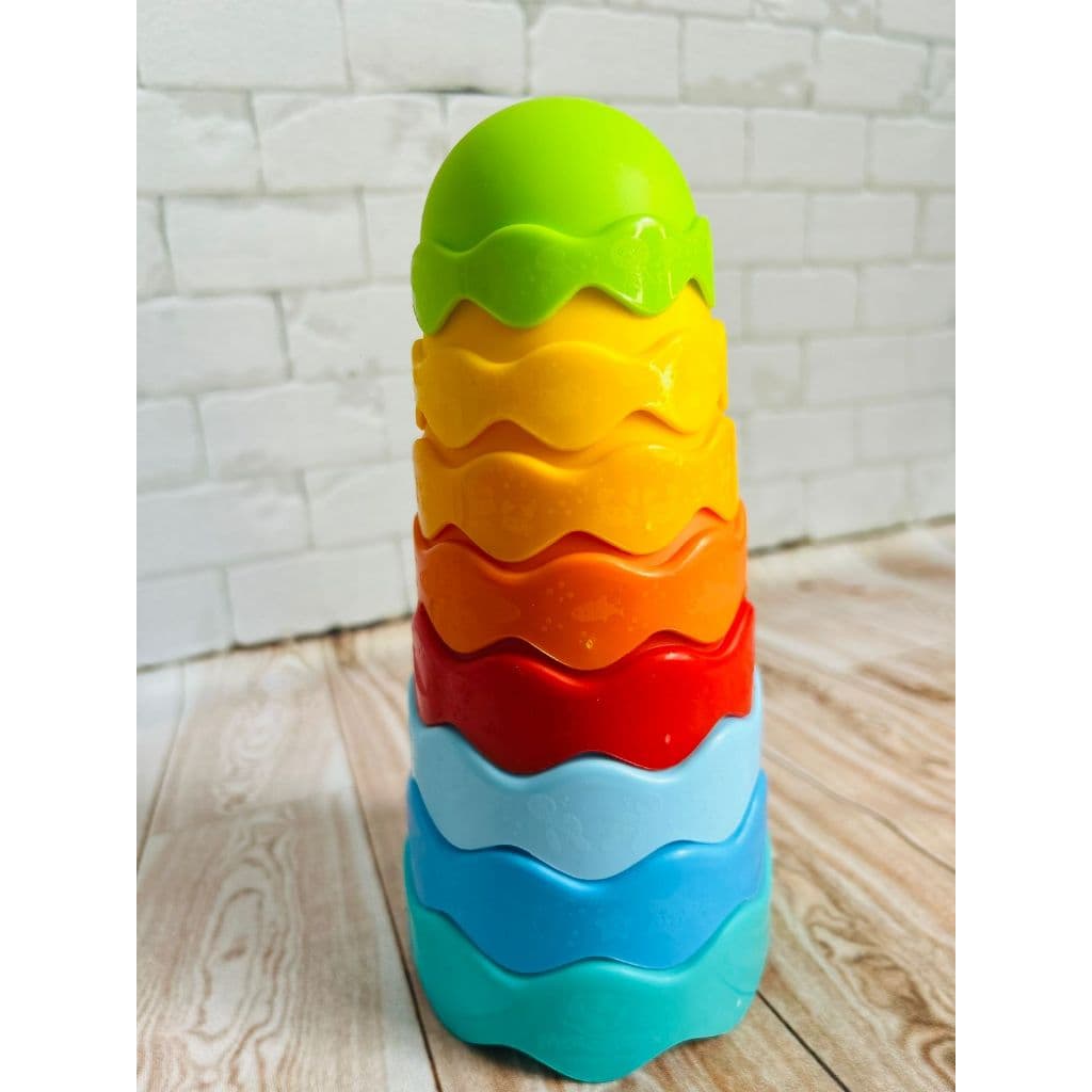 Brinquedo Torre Mágica Colorida Brincar de Empilhar e Encaixar Bolinhas Água Areia Banho