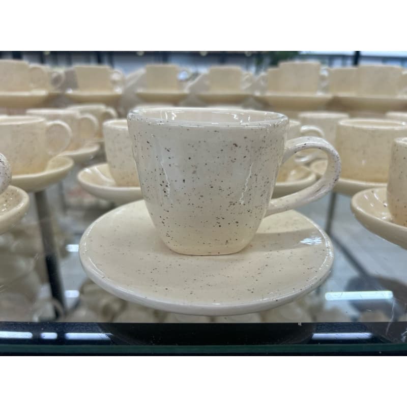 Conjunto Xícara de Chá Bege com Pires Linha Chapiscado Pintado a Mão