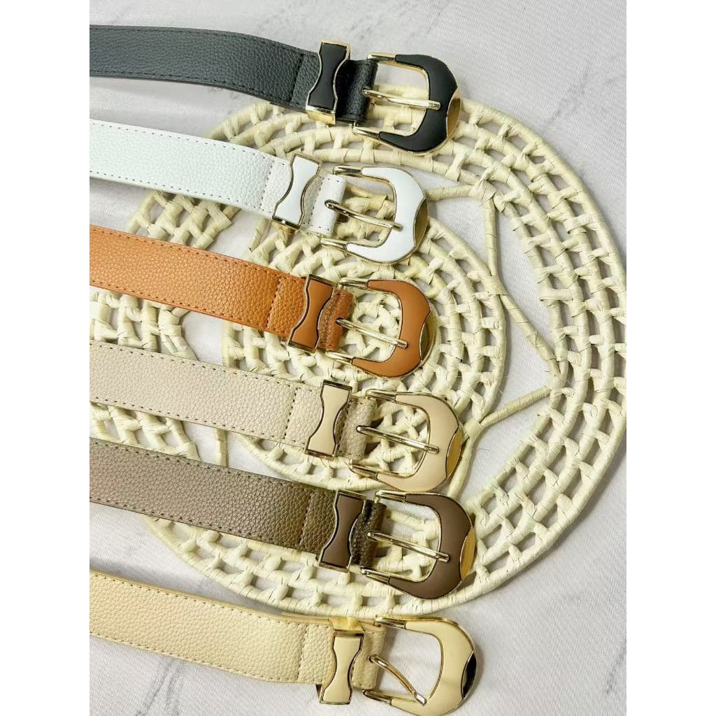 Kit com 2 Cintos Femininos Plus Size Casual  Fivela Dourada Redonda  125-130CM