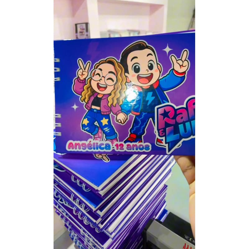 livro de colorir rafa e Luís personalizado com o nome coloringbook caderno de desenhos pra criança pintar personagens