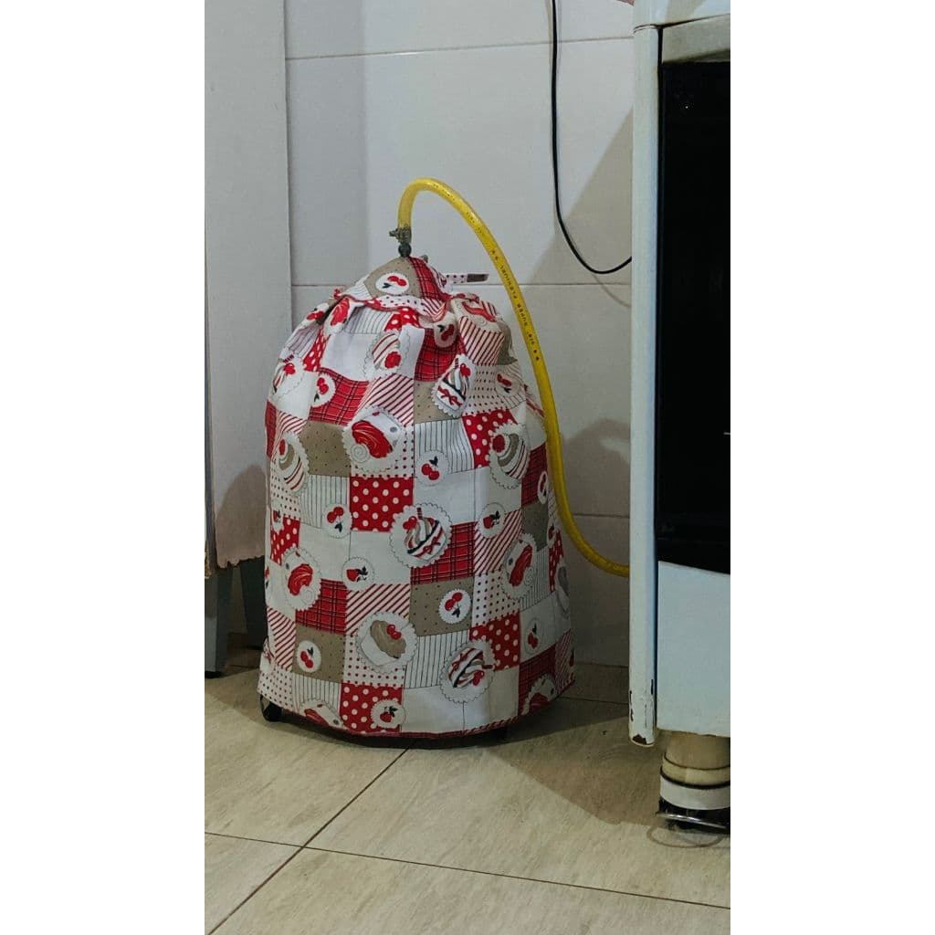 CAPA PARA BOTIJÃO DE GÁS. DECORANDO SUA COZINHA. CUIDADOS COM SUA COZINHA. PRÁTICO.