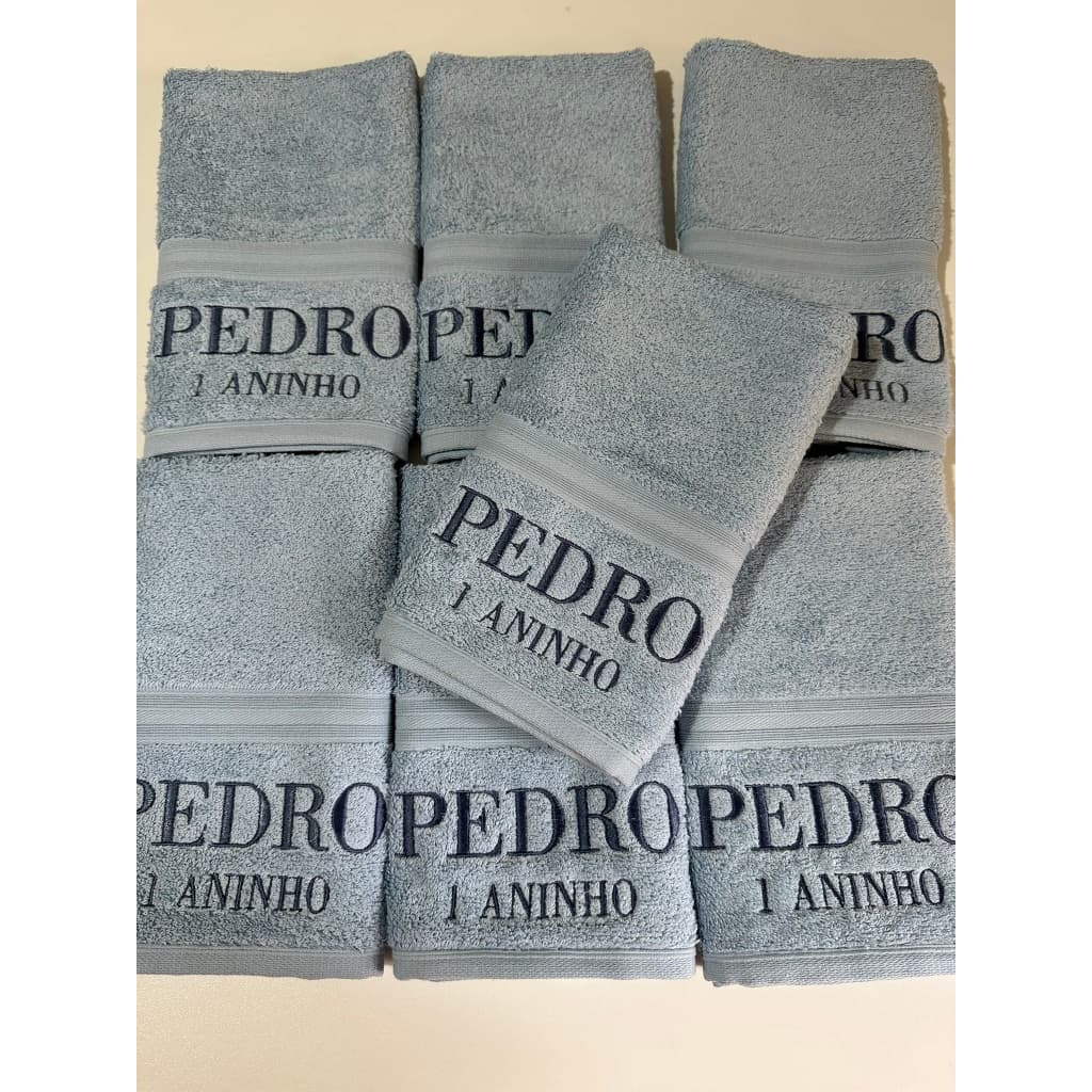 Kit com 3 Toalhas de Lavabo em Algodão Egípcio com Nome Bordado Personalizado em Letra de Forma Presente
