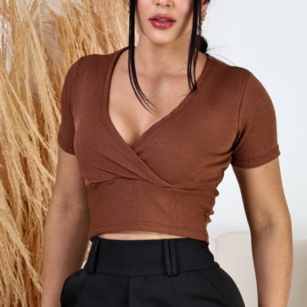 Blusa Cropped Transpassada Manga Curta Canelado feminina P ao GG.