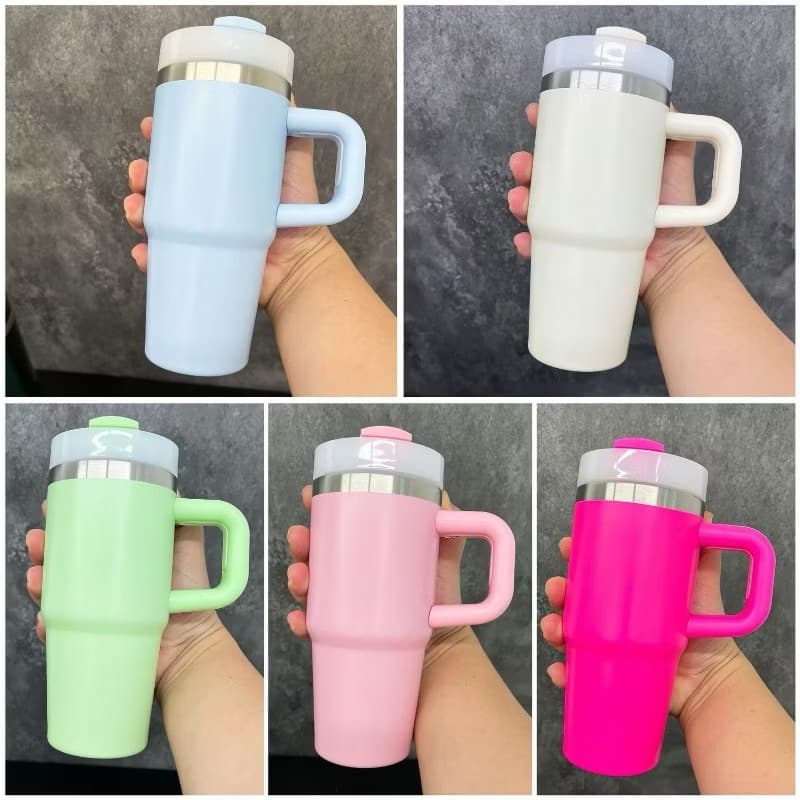 ThermoVácuo 450ml - Garrafa Isolada Premium com Alça de Palha