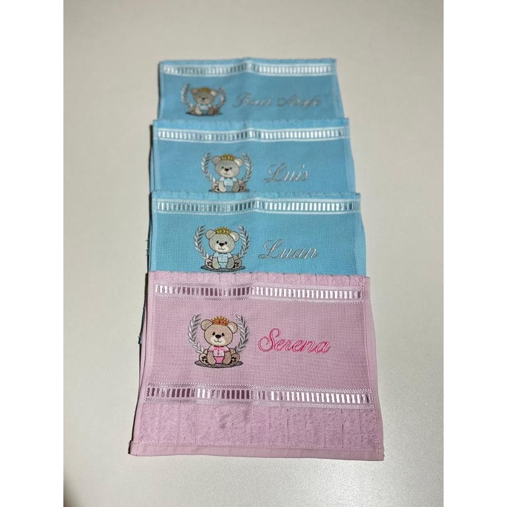 Toalha de Mão Bordada Infantil Ursinho Nome Personalizável Bebê Presente Banheiro