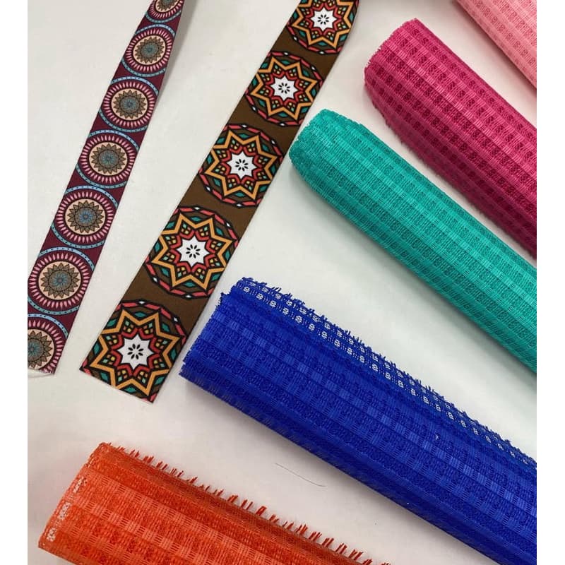 KIT BOLSA COM 0,50 MT TELA TRELIÇA SINTETICA + 2,50 MT ALÇA 3,0cm ESTAMPADA ACETINADA PARA CONFECÇÃO DE BOLSAS E AFINS