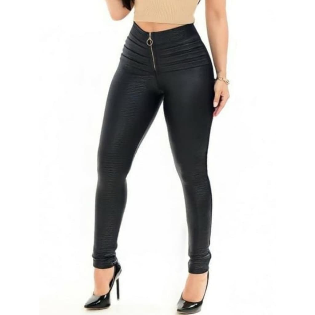 Calça Diva modeladora em Cirrê texturizado com zíper na frente e bolsos atrás, drapeada, cintura alta, premium, feminina