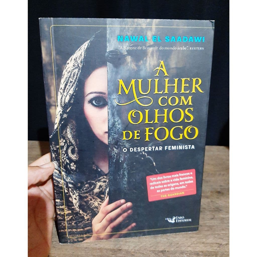 Livro A Mulher com Olhos de Fogo - Nawal El Saadawi