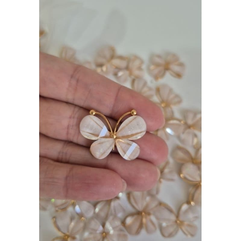 Aplique Borboleta Metal com Strass Beleza para Artesanato  e Laços