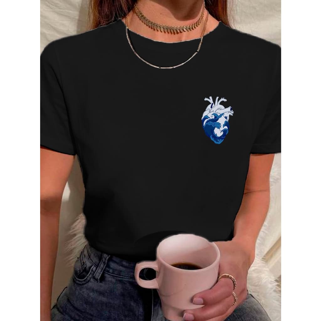 Camiseta Babylook Feminina Estampada 100% Algodão Coração Azul Minimalista Tendencia