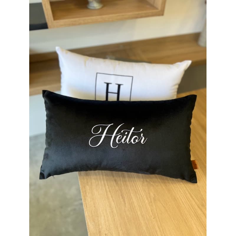 Par de Almofadas Personalizadas Inicial + Nome Baguete Rineira 50x30 com Enchimento