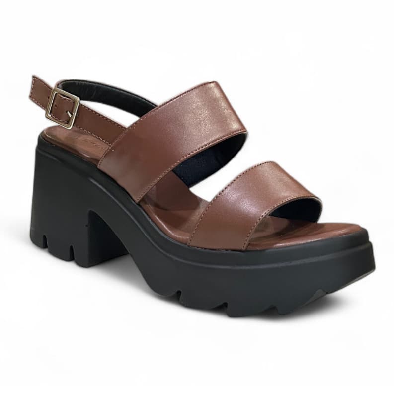 Sandália Feminina Flat Plataforma Solado Macio Salto Baixo 8 cm Tratorada Confortável Leve blogueira