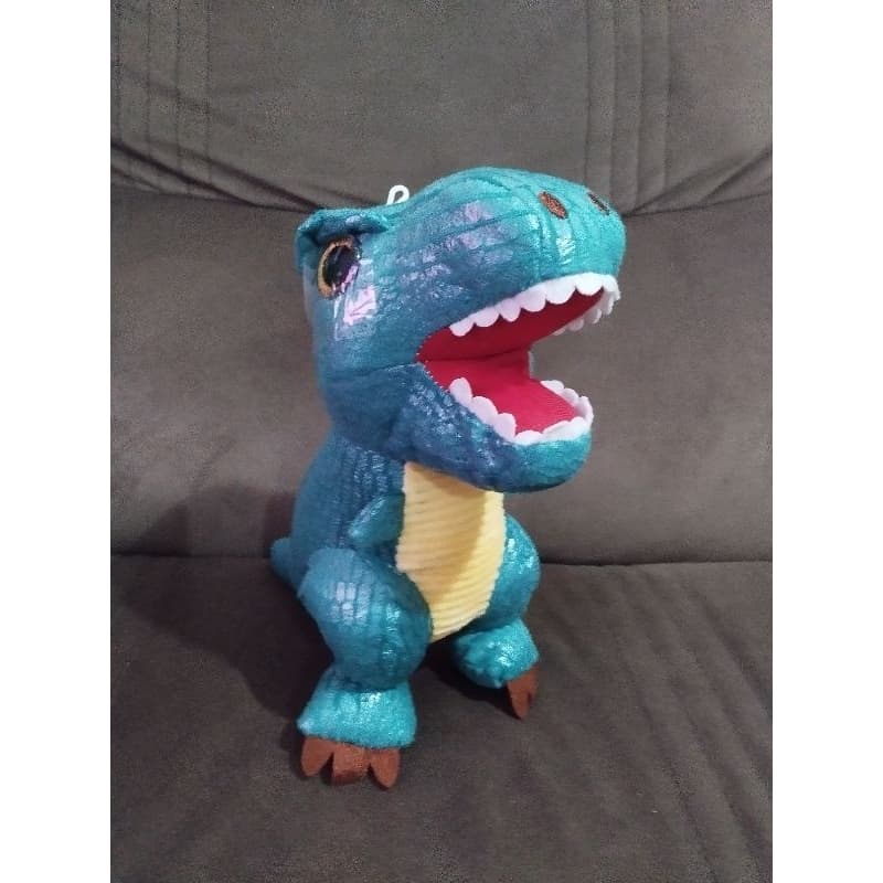 Brinquedo Pelúcia Dinossauro Tiranossauro Rex T. Rex Verde Texturizado Olho de Vidro BR Machine
