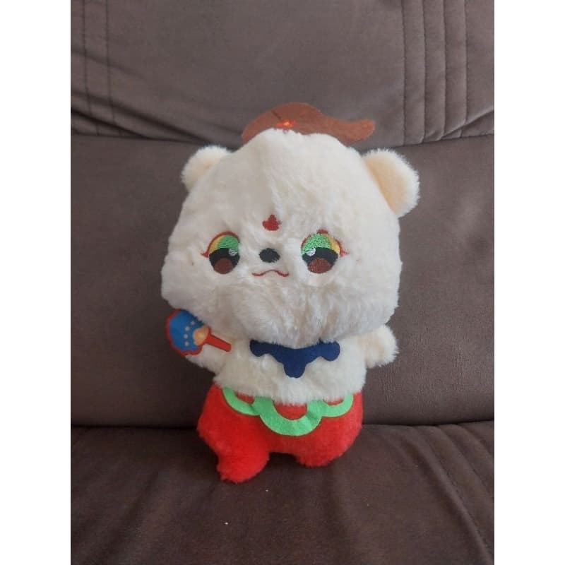 Brinquedo Pelúcia com chapéu