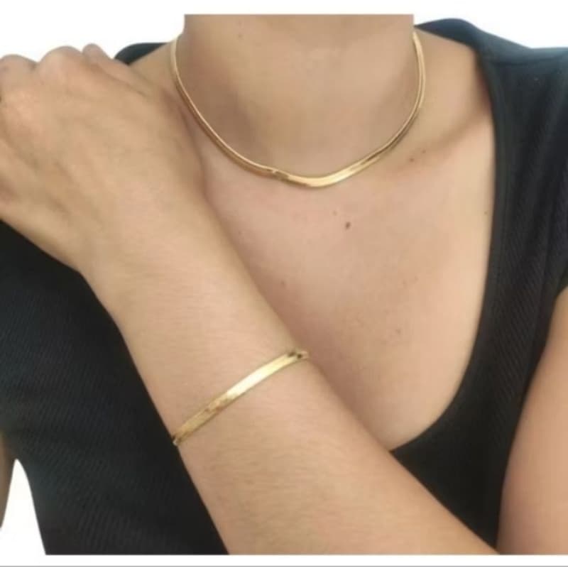 Colar laminado banhado a ouro + pulseira feminino