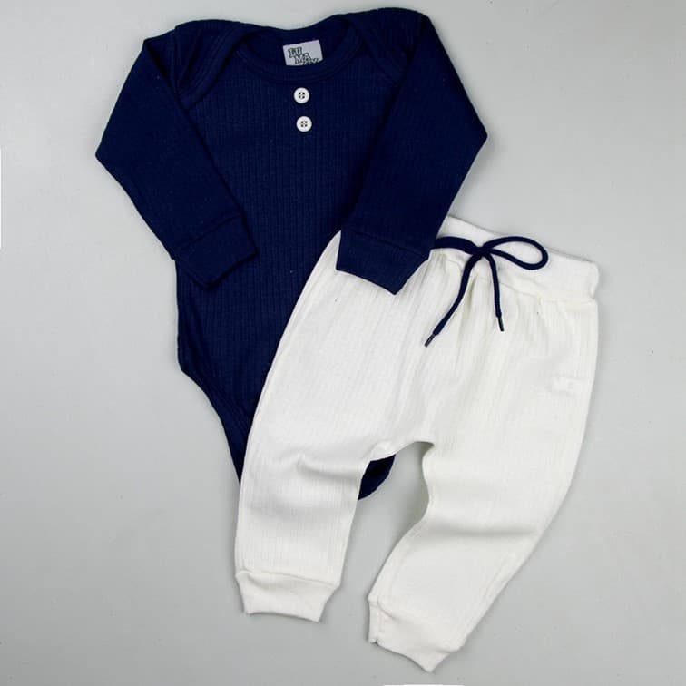 Kit Body Canelado 2 peças Inverno. Body e Shorts Roupa Bebê Infantil Menino e Menina