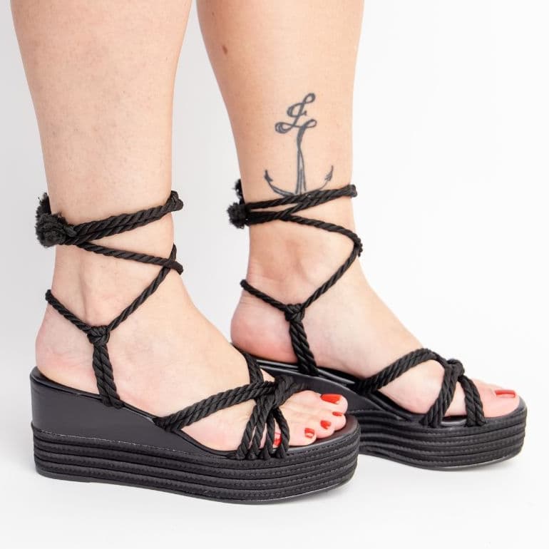 Sandália Feminina Salto Médio Anabela Trançada Design Linda e Confortável Blogueira Influencer
