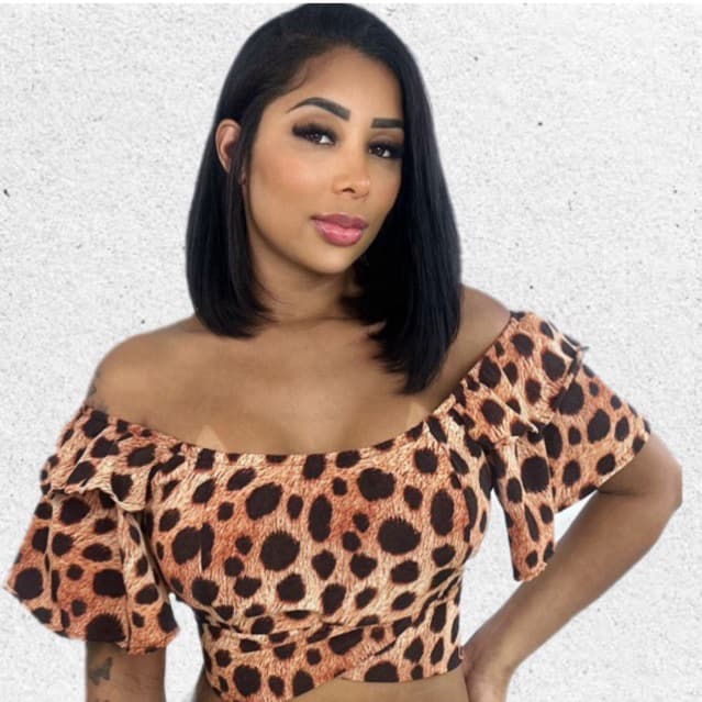 Blusa Cropped Ombro a Ombro Com Bojo  Princesinha