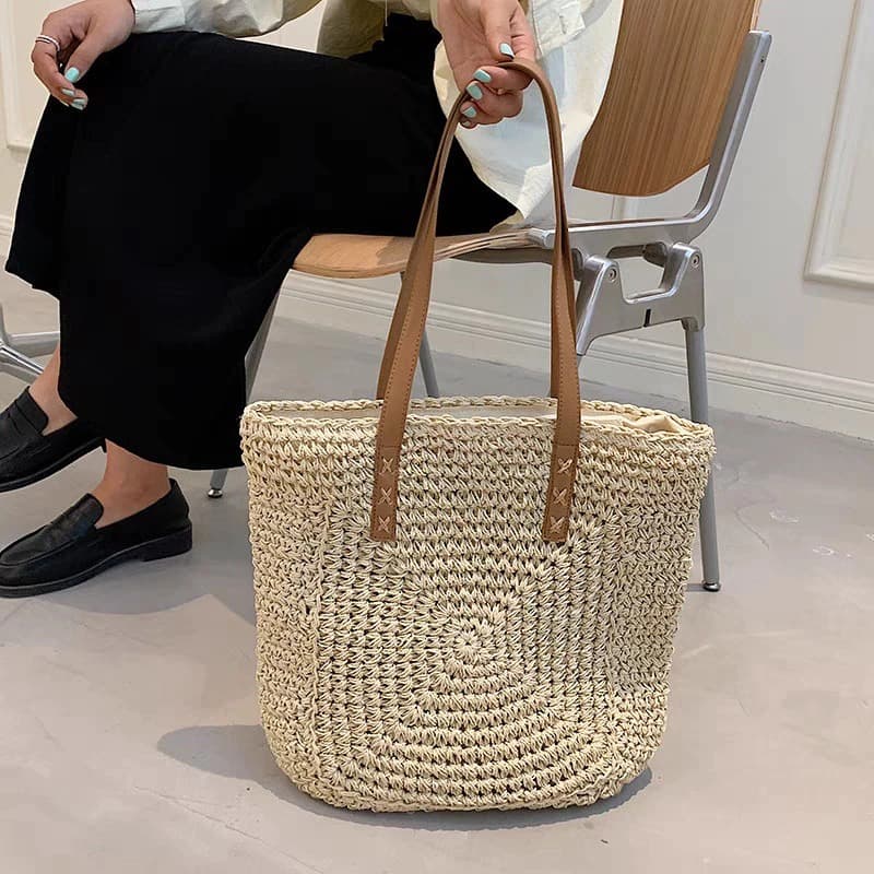 Bolsa De Praia Feminina De Palha Detalhe Grande Forro Interno Com Bolso Moda