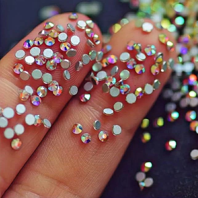 kit com 1440 pcs Strass p/ Decoração de Unhas e Outros