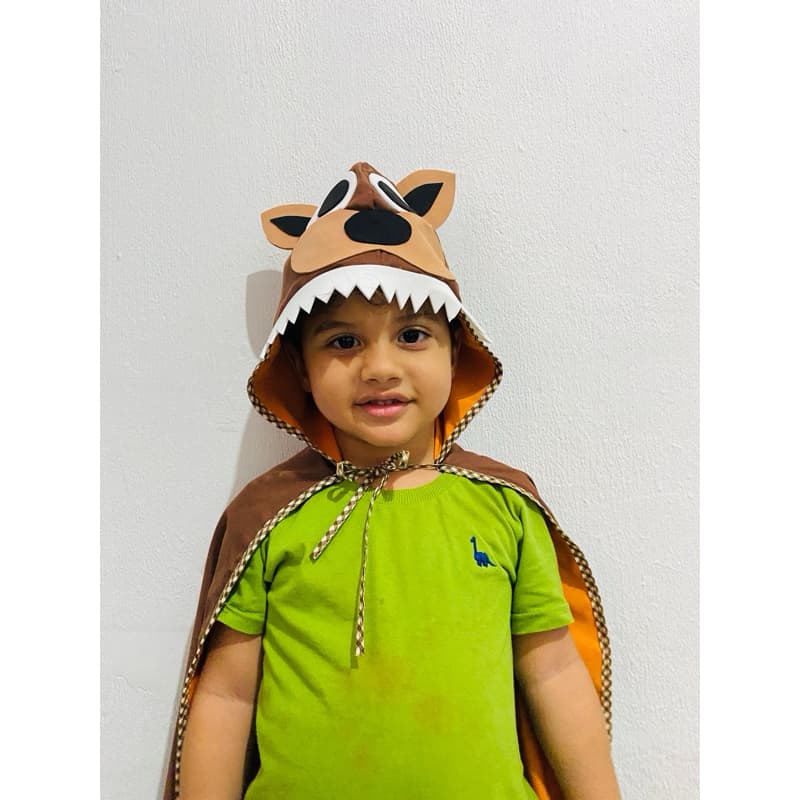 capa lobo mau infantil (feito com Tactel,  os detalhes da cabeça é feito de EVA)