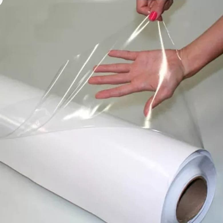 PLÁSTICO CRISTAL TRANSPARENTE 0,030 MM (A PARTIR DE 50 CM X 1,40 MT LARG)Nos mais diversos segmentos