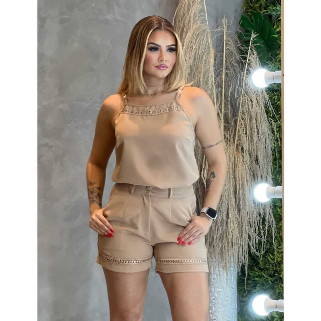 Conjunto Feminino Elegante - Blusa de Alça e Short com Renda | Look Casual Chic, Moda Fashion.