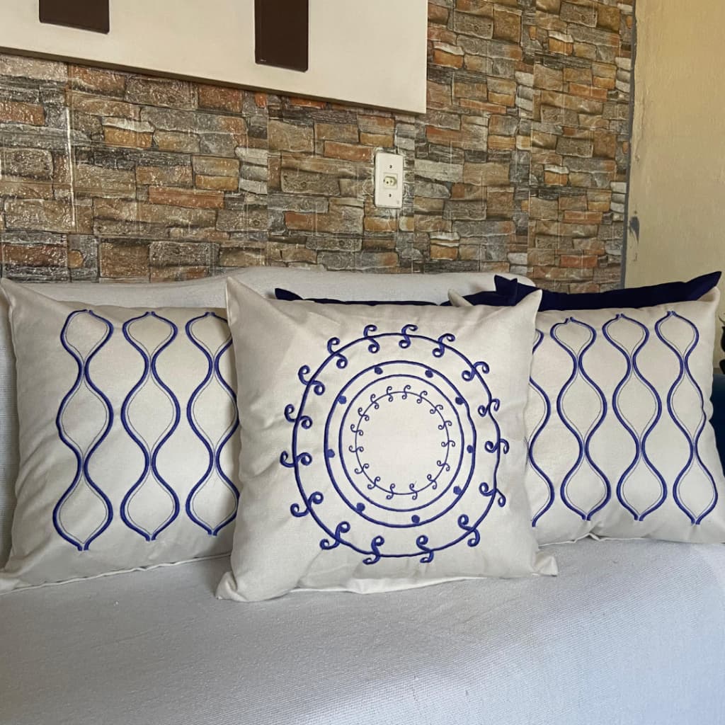 Kit de Capa de Almofada Bordada Suede Decorativa - Escolha Sua Combinação