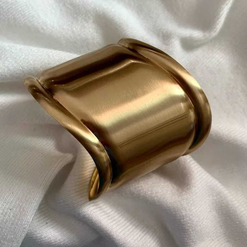 Bracelete Liso ou Fosco Novela Moda Feminina Estilo Elegância Mulher