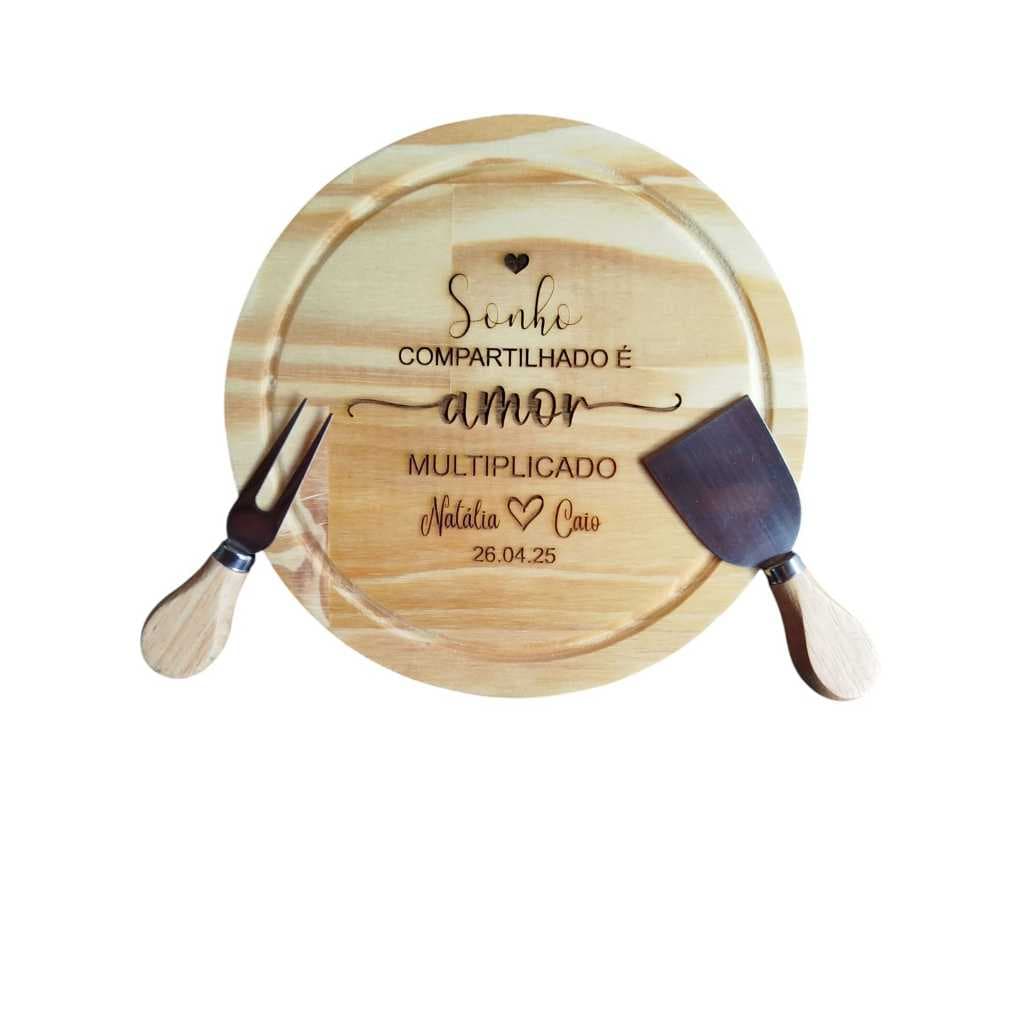11 und Tábua de Queijo Personalizada em Madeira Pinus + Kit facas Lembrança Padrinhos Casamento