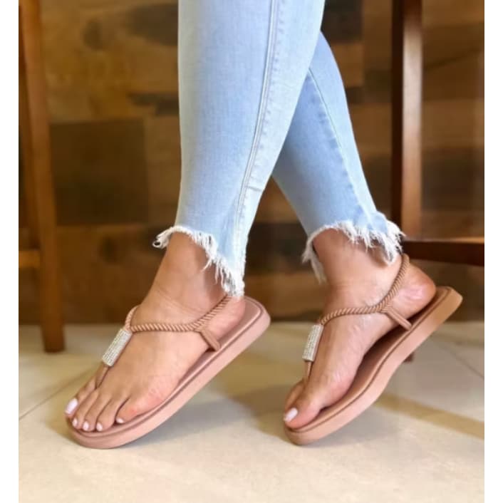 Sandália Feminina Rasteira Rasteirinha Brilho Strass confortável elegante verão Chinelo Feminino Rasteirinha Strass