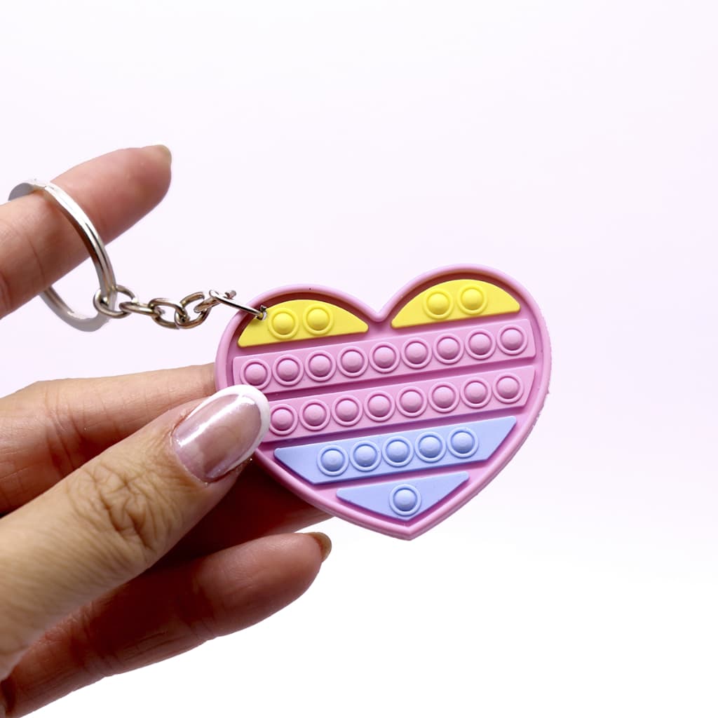 Chaveiro Coração Pop It para bolsas, malas e chaveiros