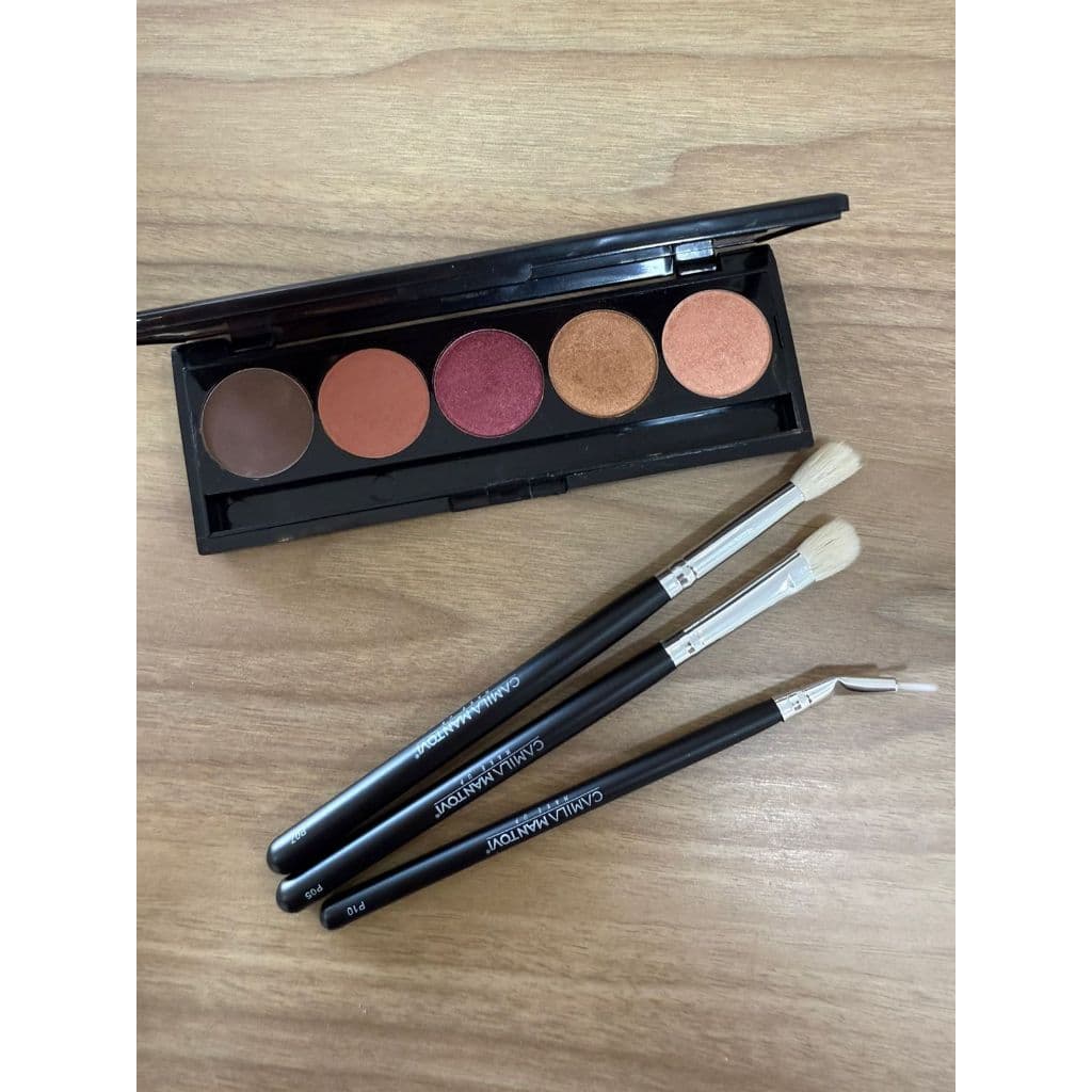 Kit Paleta de Sombras + 3 Pinceis Camila Mantovi Make Up
